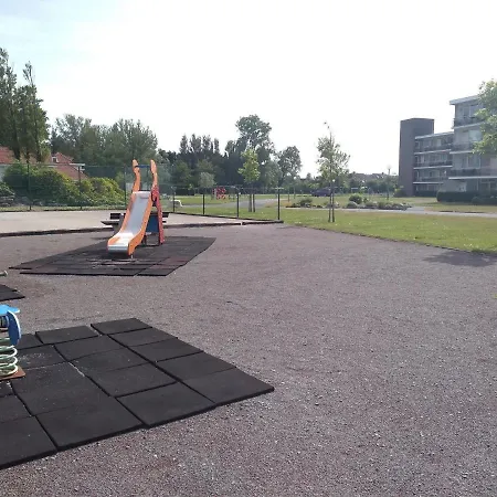 Joy Lotus 105 アパート *